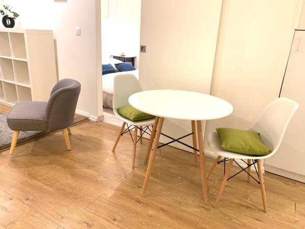 ApartHotel Riviera - Old Town - 2 minutes Promenade des Anglais et Plage - Charmant Appartement 2 pièces climatisé - Château 2