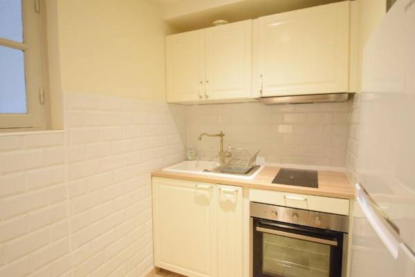 Nice Renting - PAIROLIERE - SPACIOUS FLAT - OLD NICE - MASSENA - TERRACE