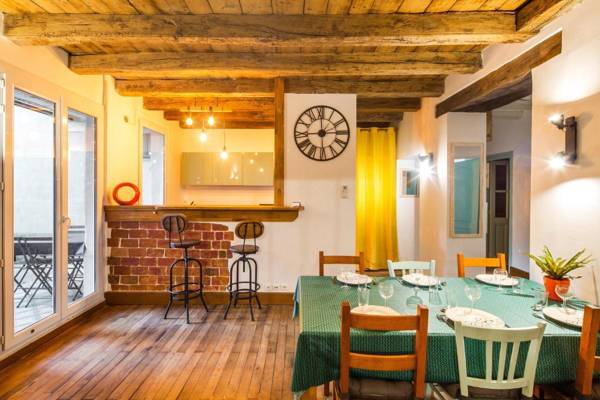 Le Cours Saint Pierre - Entre Château et Cathédrale