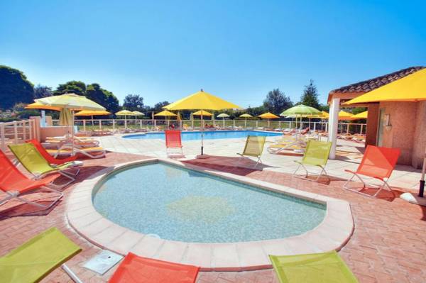 Le Champ d'Eysson Aparthotel