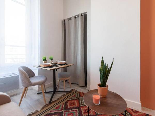 Macé Studio Apartment