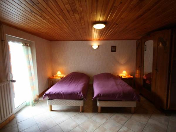 Gîte Liézey 3 pièces 4 personnes - FR-1-589-216