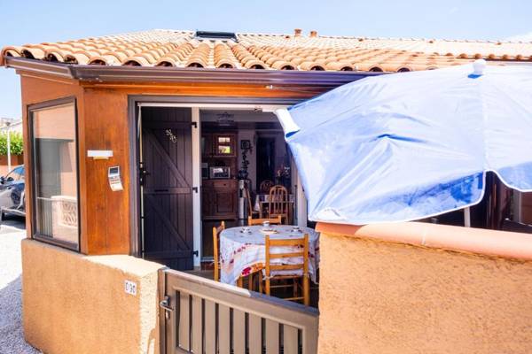 Maison de 2 chambres avec jardin clos a Leucate