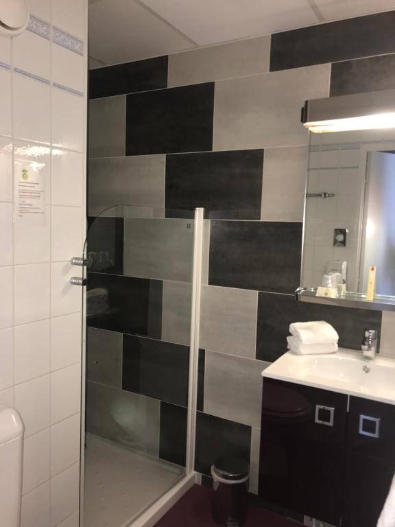 Hôtel Calme Des Pins & Spa