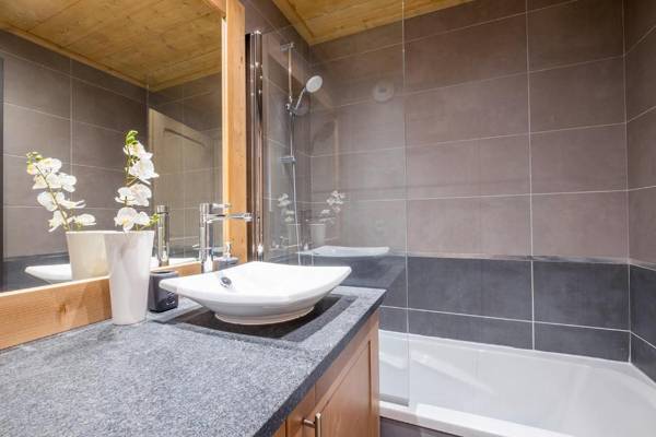 IRIS A3 Chalet Delys