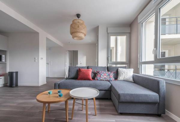 LAURA - Appartement proche gare arrivée 24 24