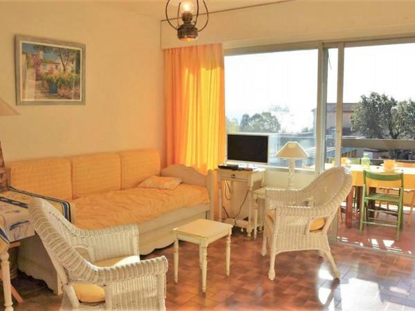 Appartement Le Lavandou 2 pièces 4 personnes - FR-1-251-174