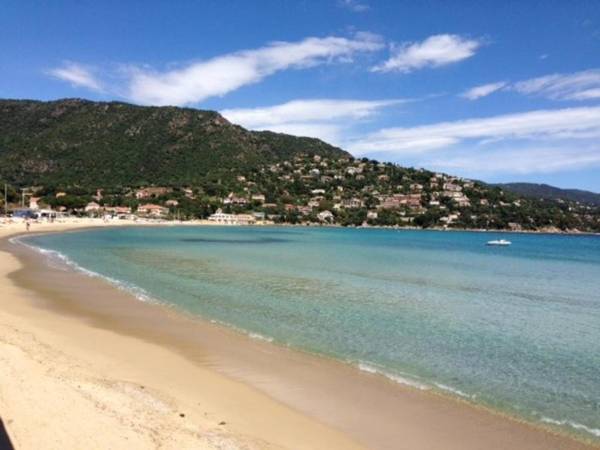 Villa Le Lavandou 3 pièces 6 personnes - FR-1-610-44