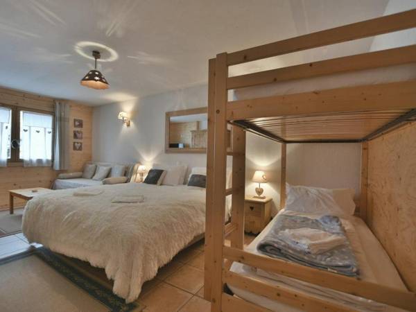 Chalet Le Grand-Bornand 8 pièces 16 personnes - FR-1-391-33