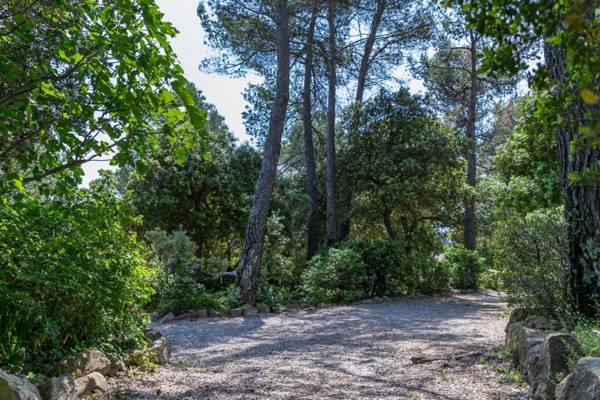 Les Arbousiers Hôtel & Village Vacances