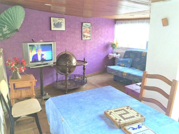 Maison d'une chambre avec vue sur la ville et jardin clos a La Ciotat a 2 km de la plage