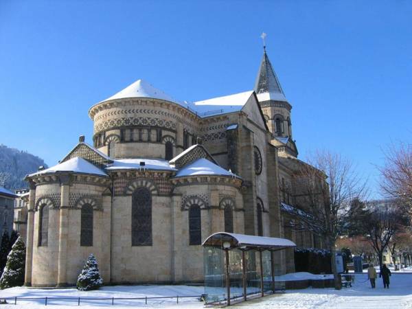 Appartement La Bourboule 2 pièces 5 personnes - FR-1-608-29