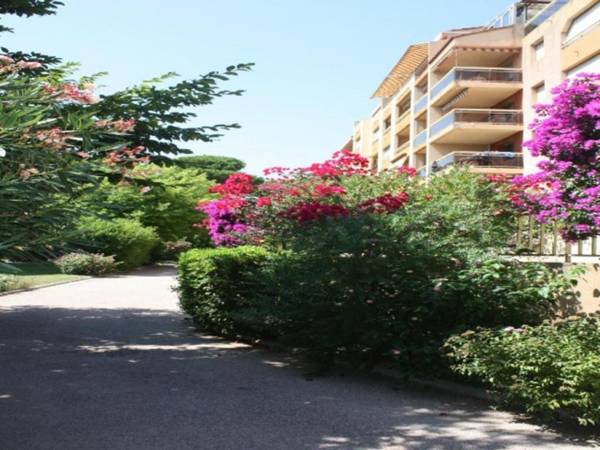 Appartement Hyères 2 pièces 4 personnes - FR-1-335-79