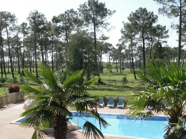 Semi-detached holiday home in green surroundings