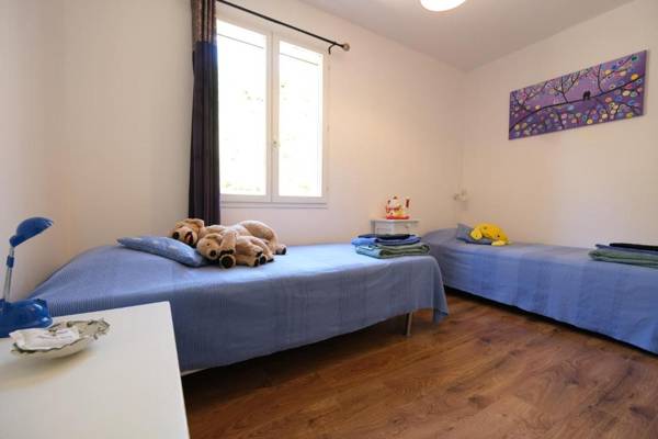 Très agréable Location de Vacances avec Piscine Privée chauffée dans le Luberon située en campagne de Gargas proche de Roussillon 8 personnes LS2-15 LOU CLASSI