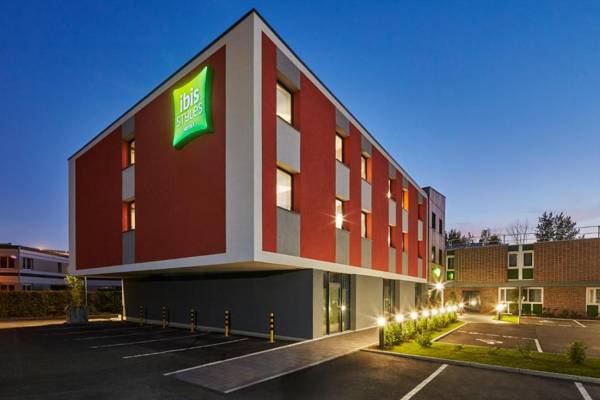 ibis Styles Evry Lisses