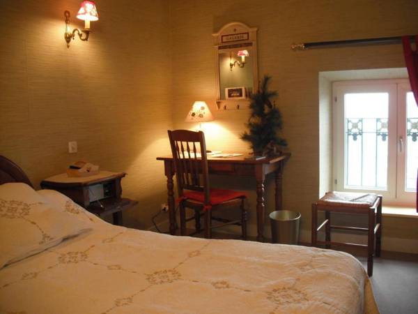 Logis Le Clos du Montvinage Rest. Auberge Val De l'Oise