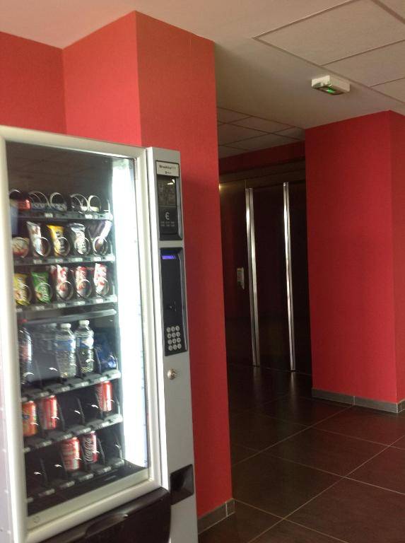 The Originals City Hôtel des Lys Dreux (Inter-Hotel)