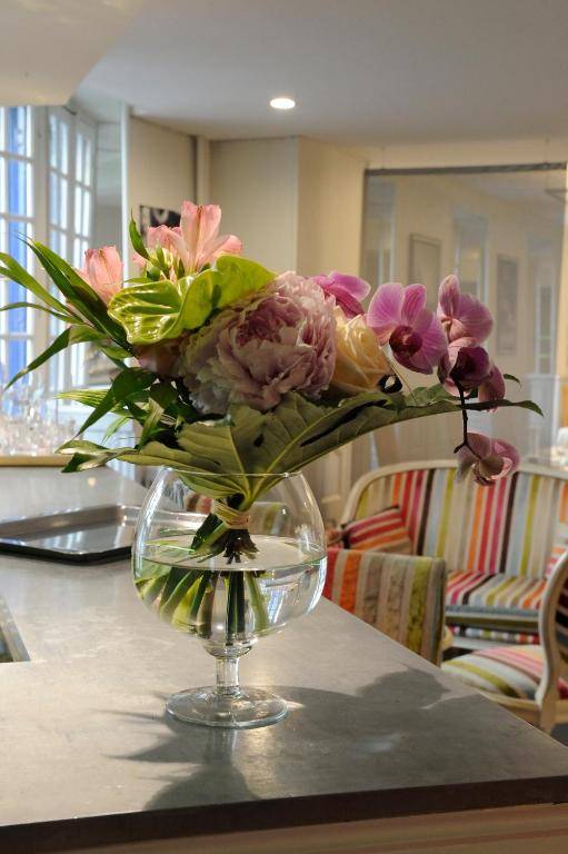 Hôtel De France - Restaurant L'insolite