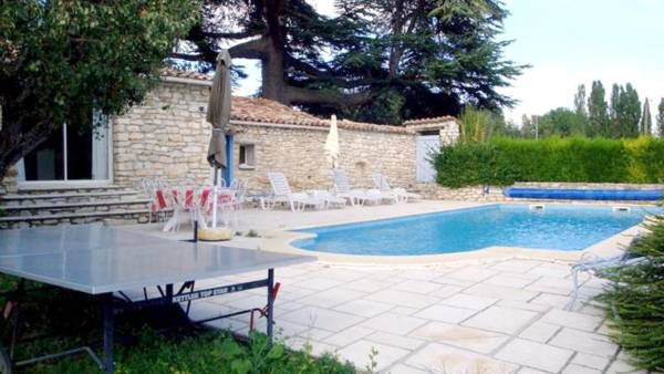 Villa de 2 chambres avec piscine privee jardin clos et wifi a Dauphin