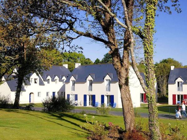 Cozy colorful maisonette just at 700 m. from the beach