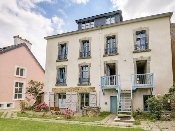 Apartment about 100 metres from the Atlantic Ocean to the south of Brittany.