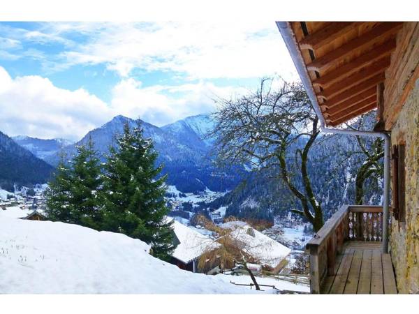 Beautiful cottage dating from 1789 just 600 m from the Barbossine chairlift