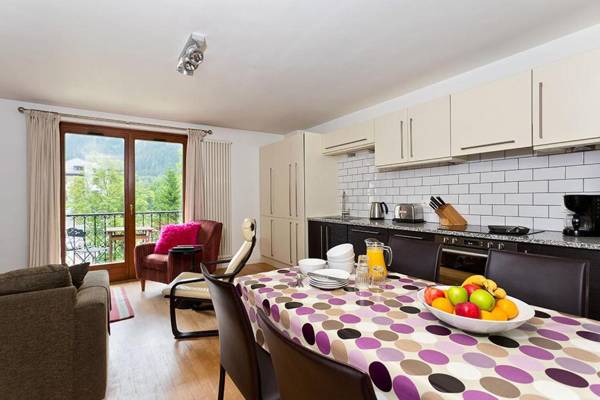 APARTMENT COSMIQUES - Alpes Travel - Central Chamonix - Sleeps 4