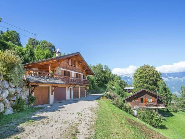Beautiful Chalet in Saint-Gervais-les-Bains with Sauna