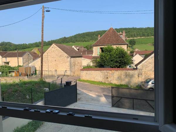 Maison de campagne entre vigne et bois