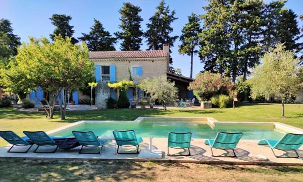 Très beau Mas Provençal avec Piscine Privée Chauffée située aux Vignères en campagne proche de l'Isle sur La Sorgue au cœur du Luberon 10 personnes LS2-259 Alemando