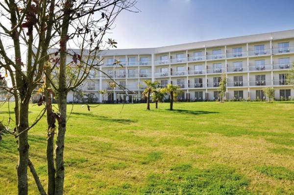 Golden Tulip Nantes Carquefou Suite