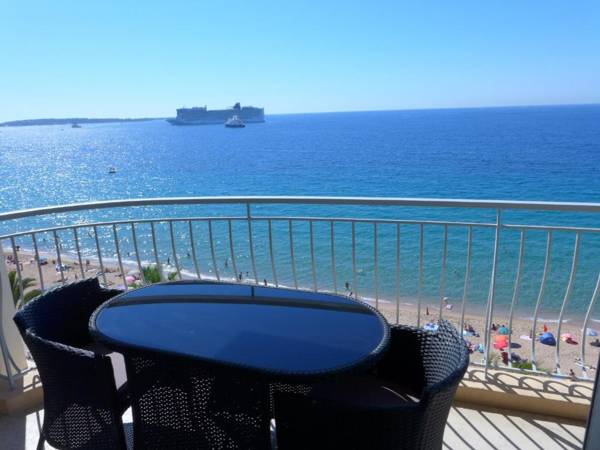 Beach Penthouse with unique rooftop terrace 301