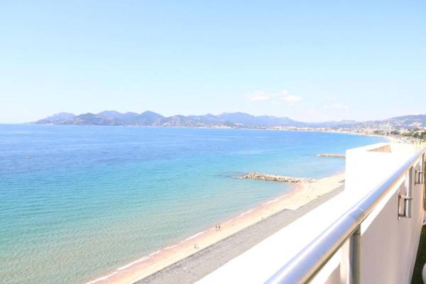 Beach Penthouse with unique rooftop terrace 301