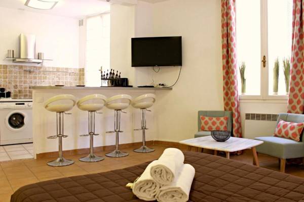 Viva Riviera - 10 Rue Florian