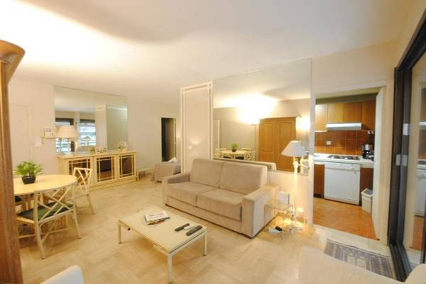 Résidence Gray d'Albion Studio LEF516