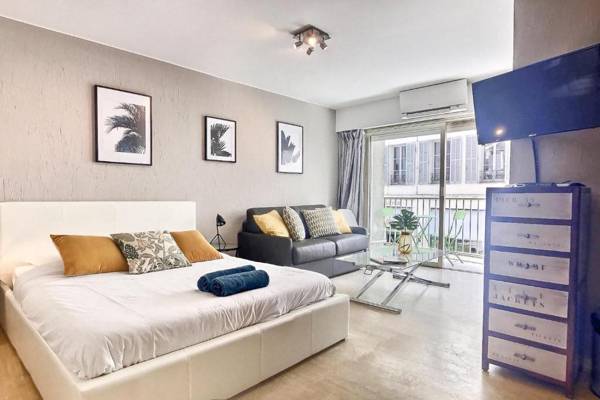 Modern Studio - 50 mètres des plages de la Croisette