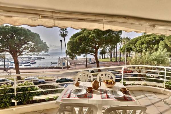 Apartment 2 bedroom Bijou Plage Cannes Croisette