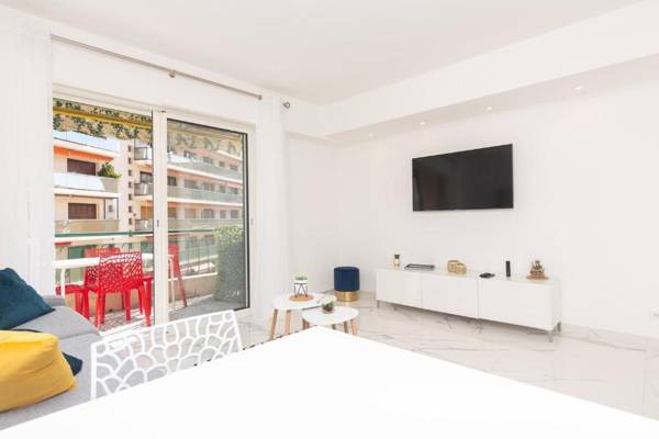 Brand new 2 bedrooms next to Croisette !
