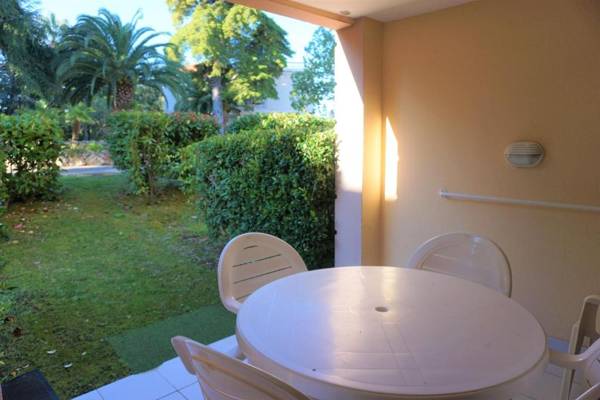 Charming one-bedroom apartment Villa Francia Resort in Cannes