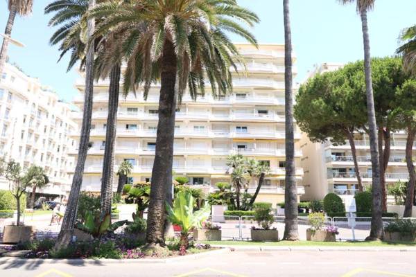 1 Bedroom Henri IV on the Croisette 240