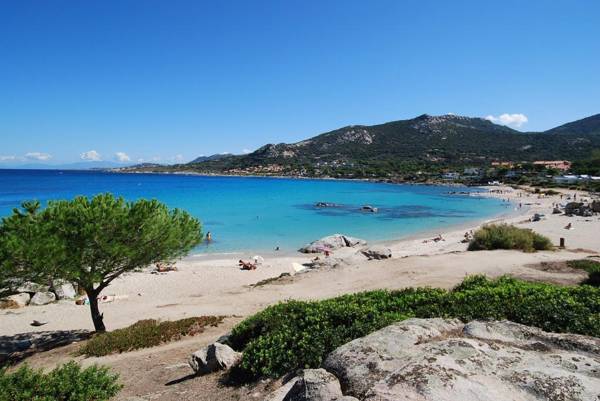 Mare location avec jardin vue mer et montagne plage et port à 2 pas