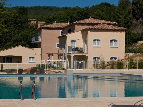 Neat apartment with dishwasher in the middle of Provence