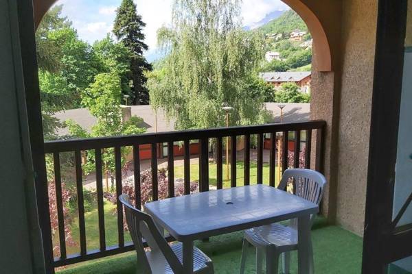Apartment with balcony near Briançon