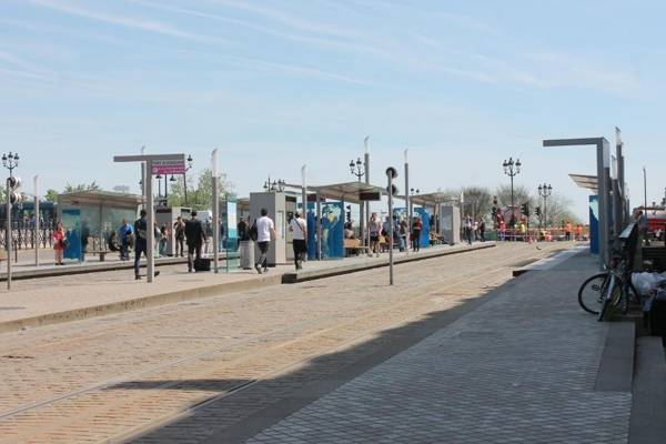 LE CONFIDENTIEL by Cocoonr