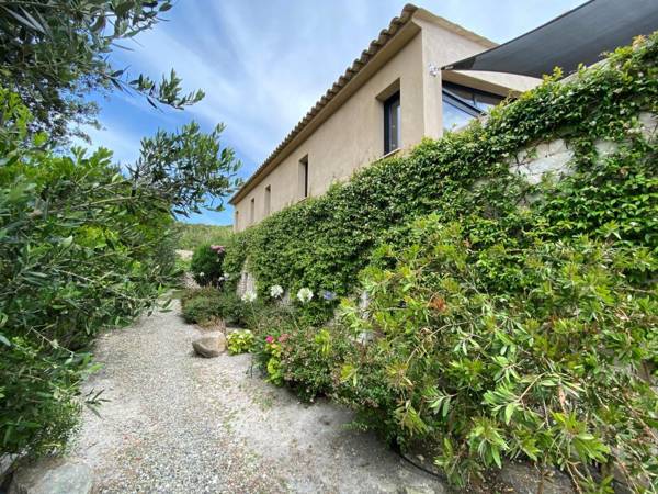 Villa du Couvent Version Maquis