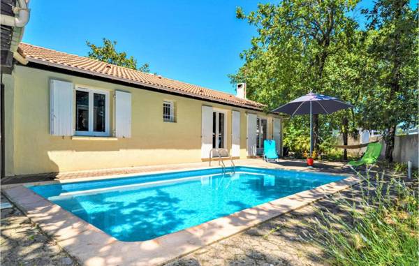 Beautiful home in St.Paul Trois Chateaux w/ Outdoor swimming pool WiFi and 4 Bedrooms