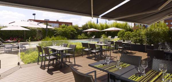 Holiday Inn Express Toulouse Airport an IHG Hotel