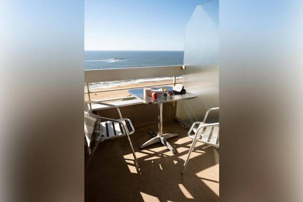 Nouvelle Vague - studio - balcon vue Océan exceptionnelle - WIFI