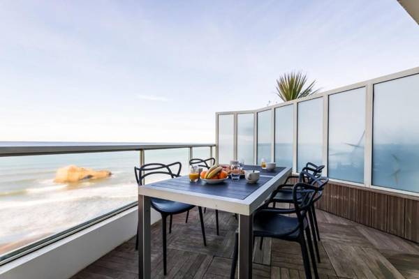 OFFSHORE KEYWEEK Duplex sea view terrace and parking in secure place